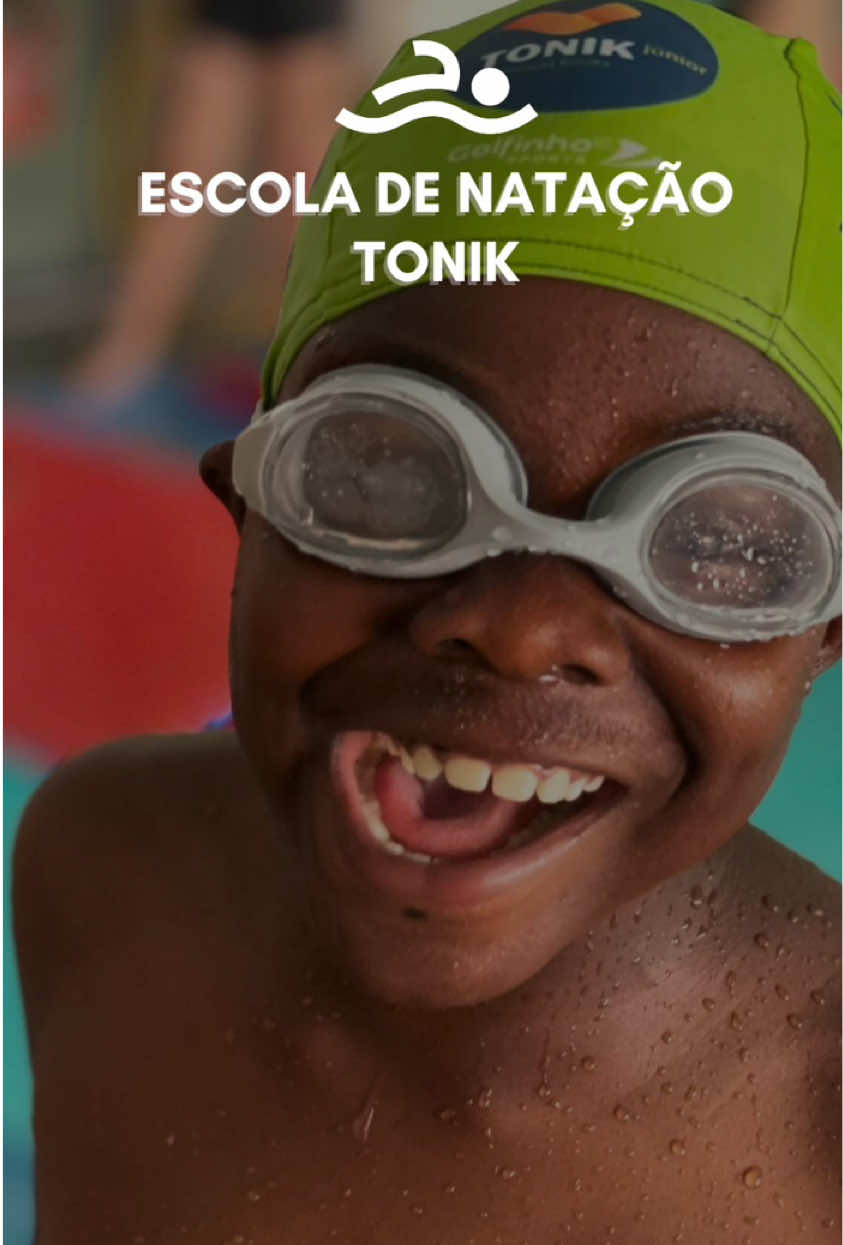 🏊‍♂️ Escola de Natação ToniK 🌊 Aqui, cada braçada é um passo para mais confian